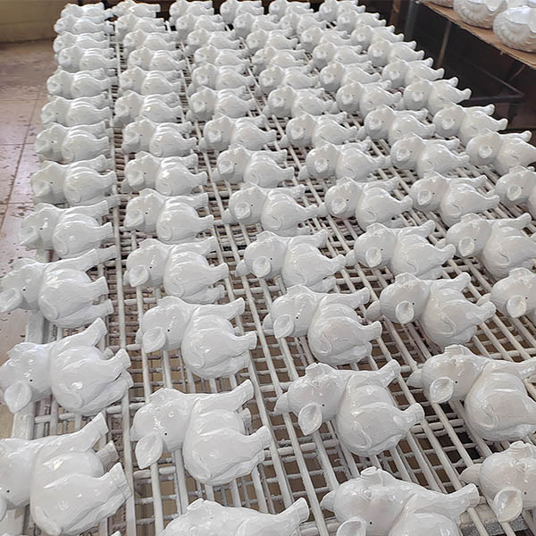 Eco Friendly Resin Handicrafts